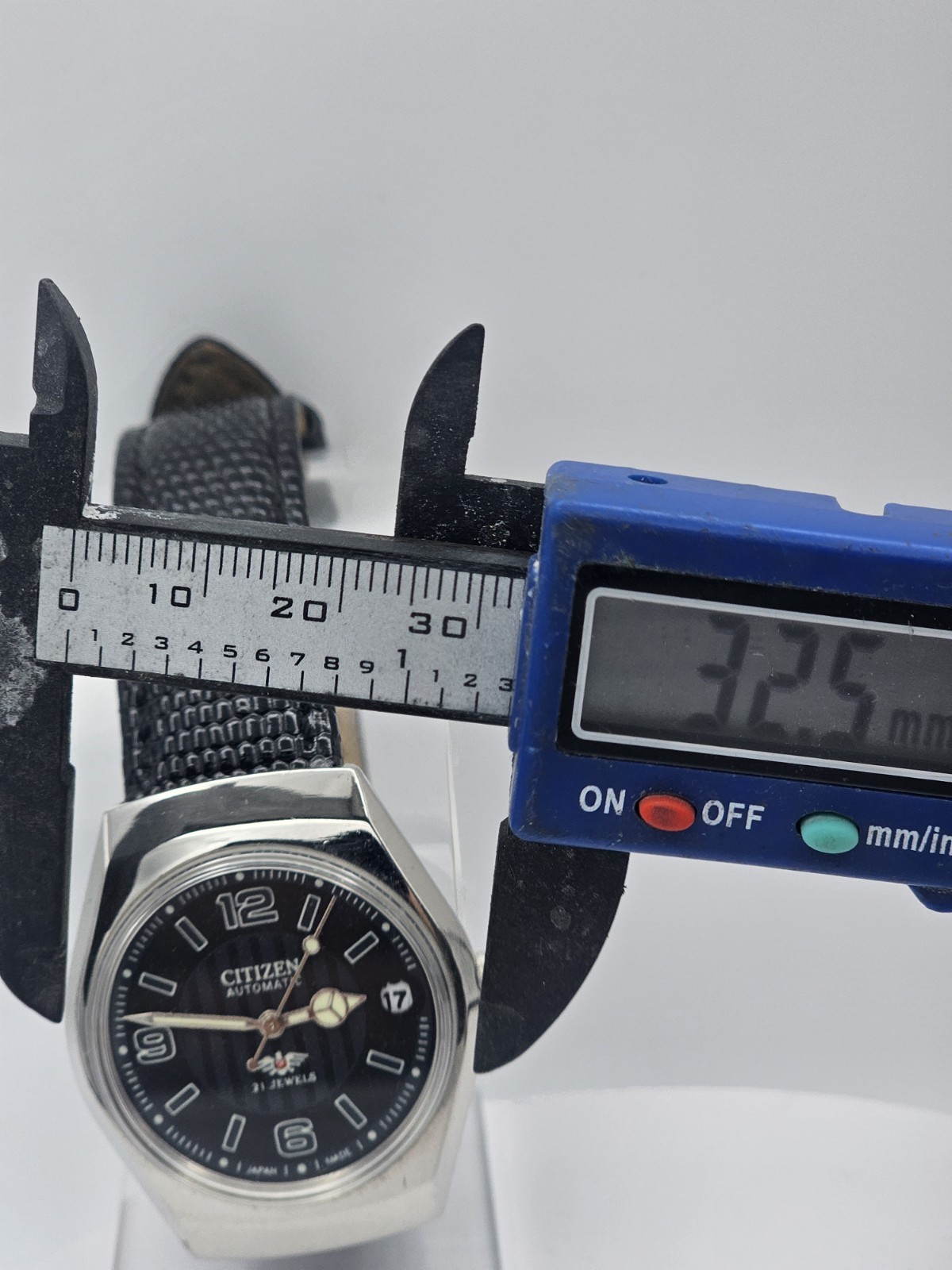 Citizen Automatic 21J Day/Date Black Dial Silver Case Black Leather 32.5mm