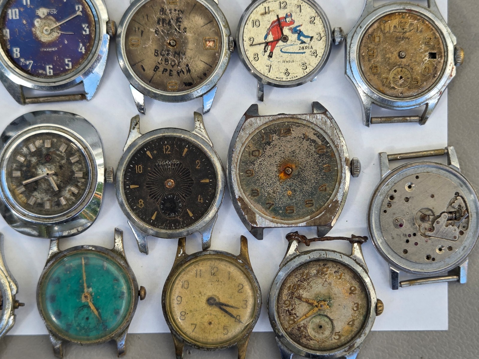 Lot of 75 Russian Watches Vostok Pobeda Mayak Zim etc Not working for parts Read
