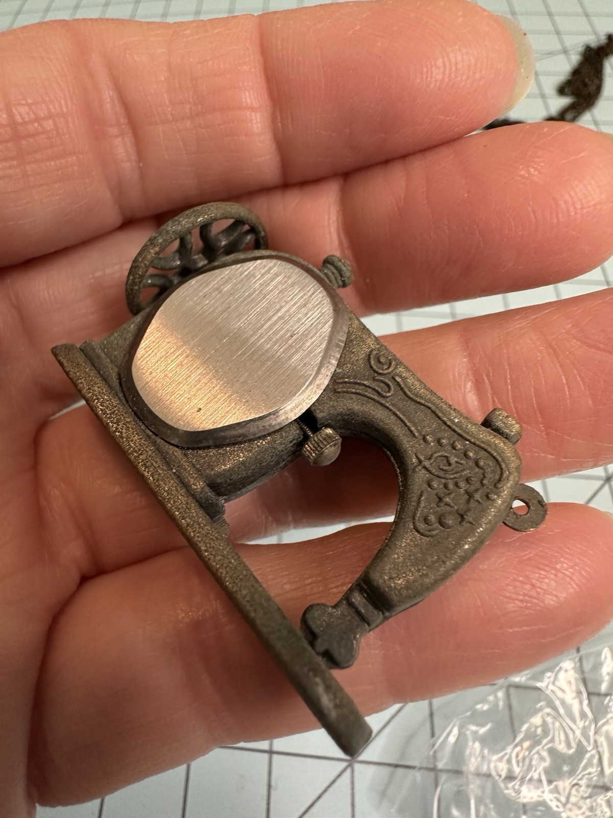 Steampunk Sewing Machine Quartz Pocket Watch To Use Necklace Chain Not Included