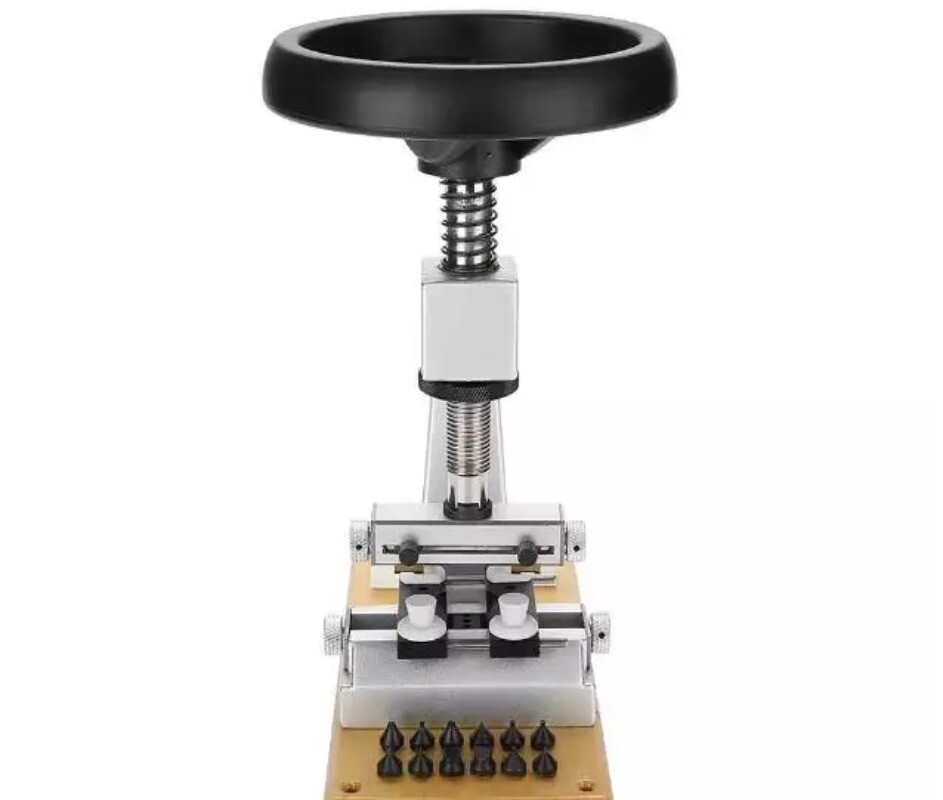 Desktop Screw-On Bottom Cover Machine with Steering Wheel-Style Meter Opener