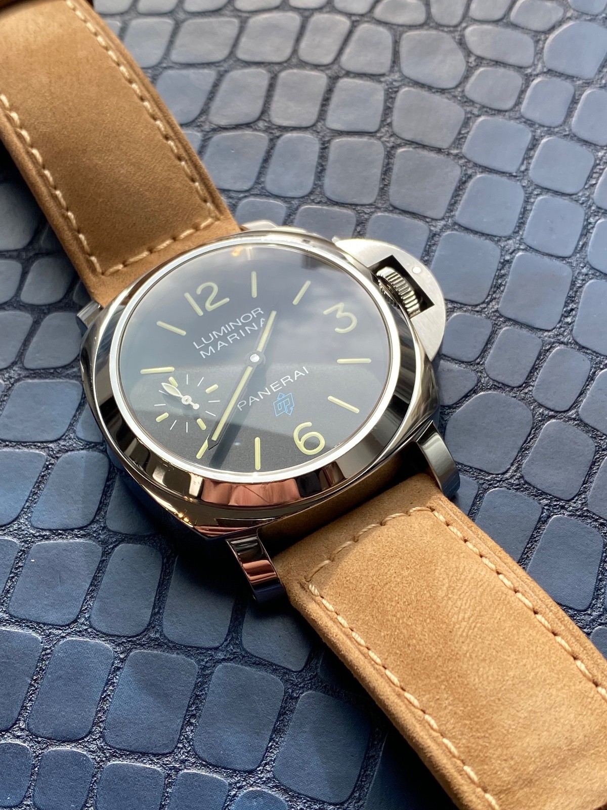 Panerai Luminor Marina 44mm Box and Papers Men Watch PAM00777 PAM777
