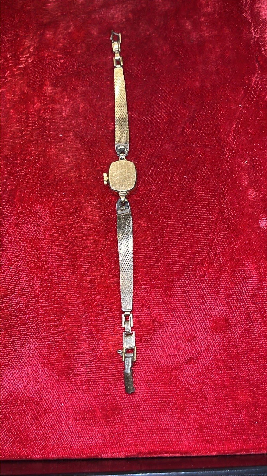 Vintage 1960’s OMEGA 14K Yellow Gold Case Mechanical Wind 17 Jewels Runs Well!