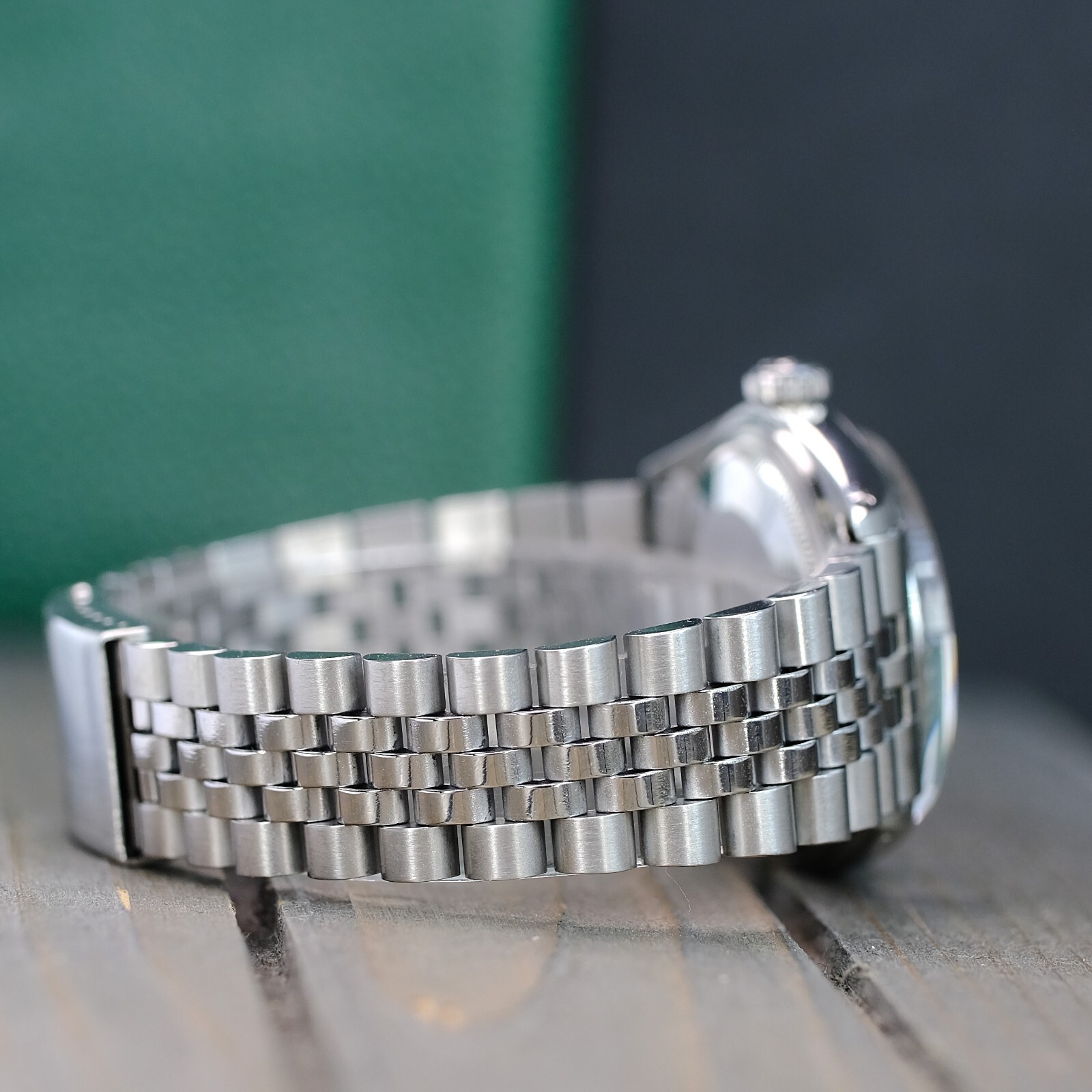 ROLEX MENS DATEJUST STAINLESS STEEL BLACK DIAMOND DIAL ENGINE TURNED 36MM WATCH