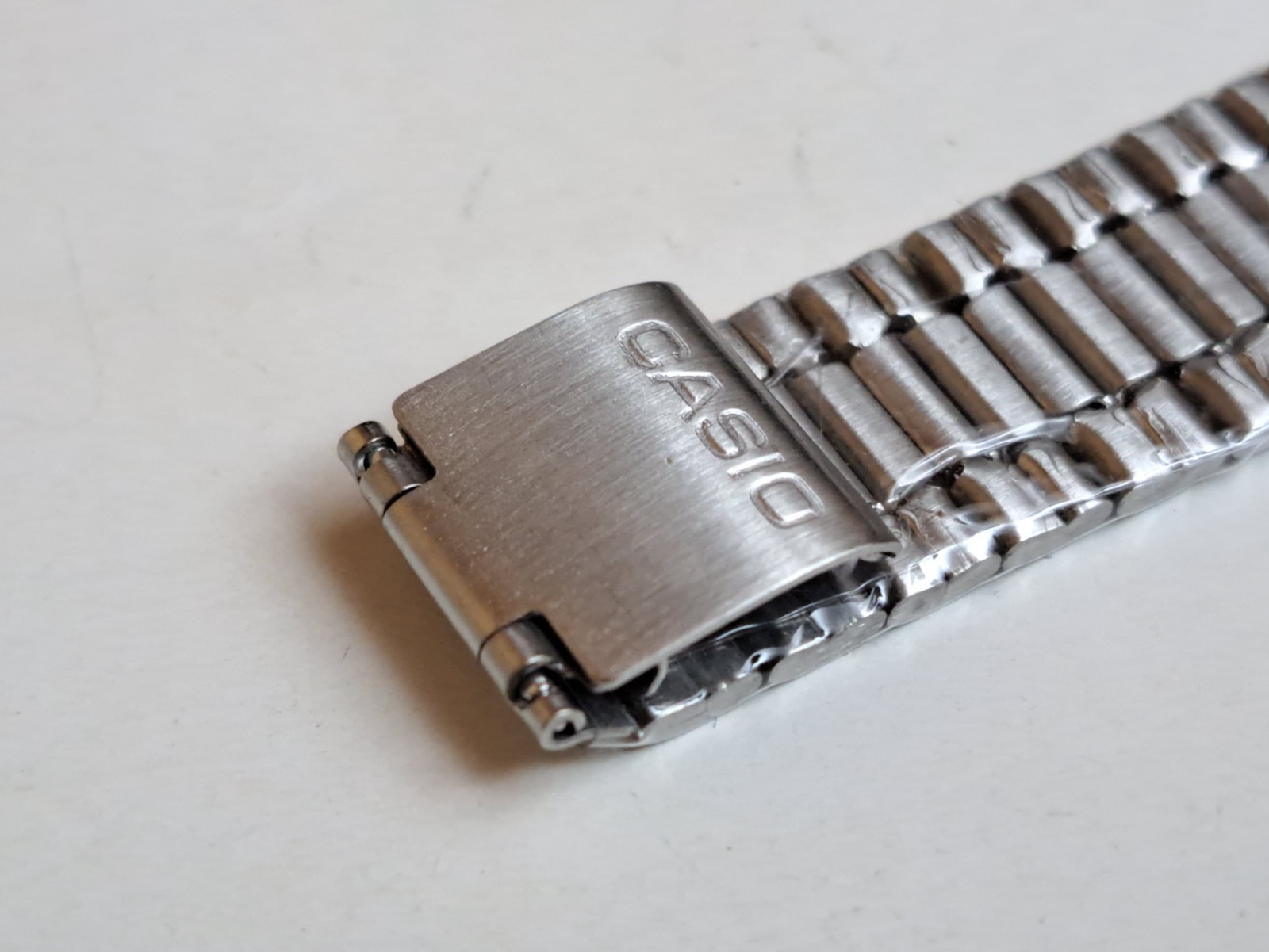 Casio Old Money Classic LTP-E117 quartz wristwatch – new