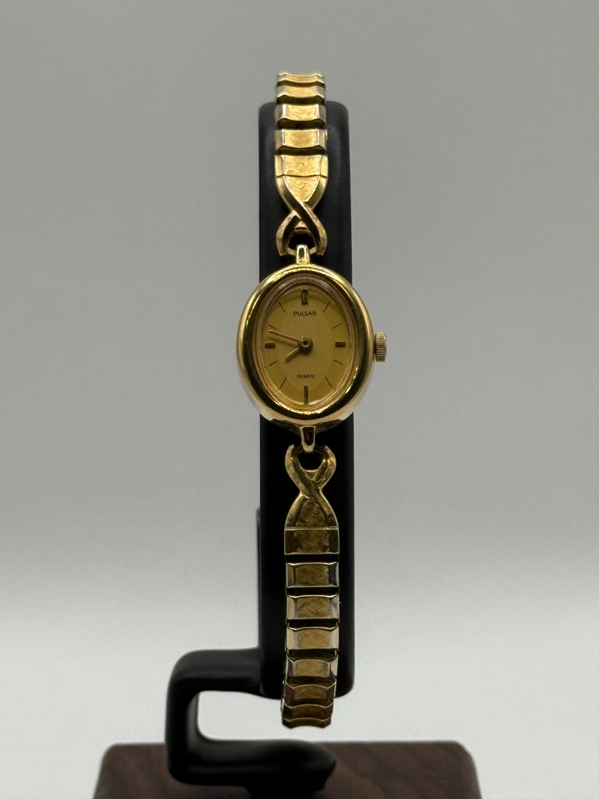 Vintage Pulsar V810-0520 Women’s Cocktail Watch Gold Tone Oval