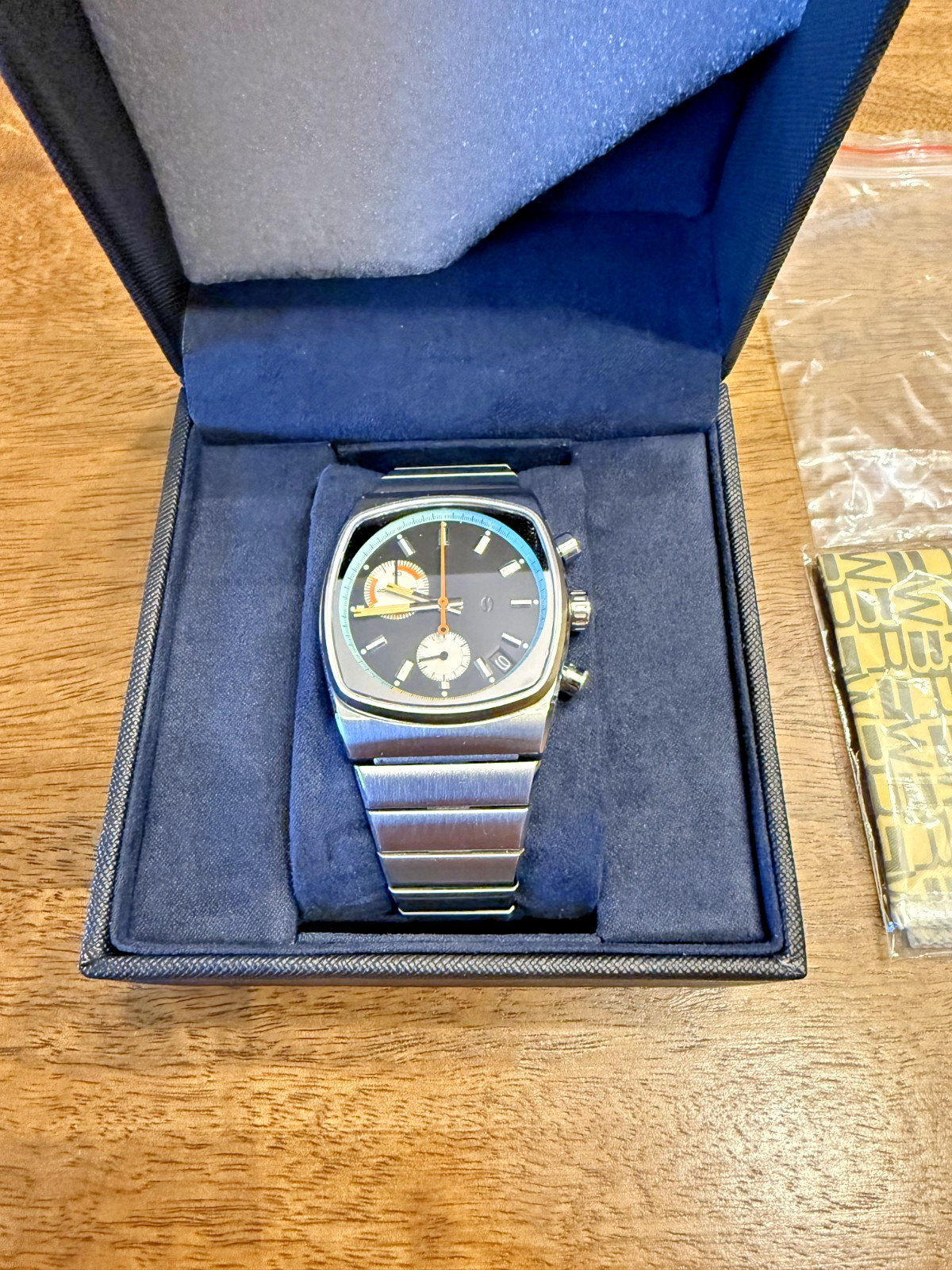 Brew Metric Retro Dial Chronograph 36mm Meca-Quartz Full Kit Box Sapphire
