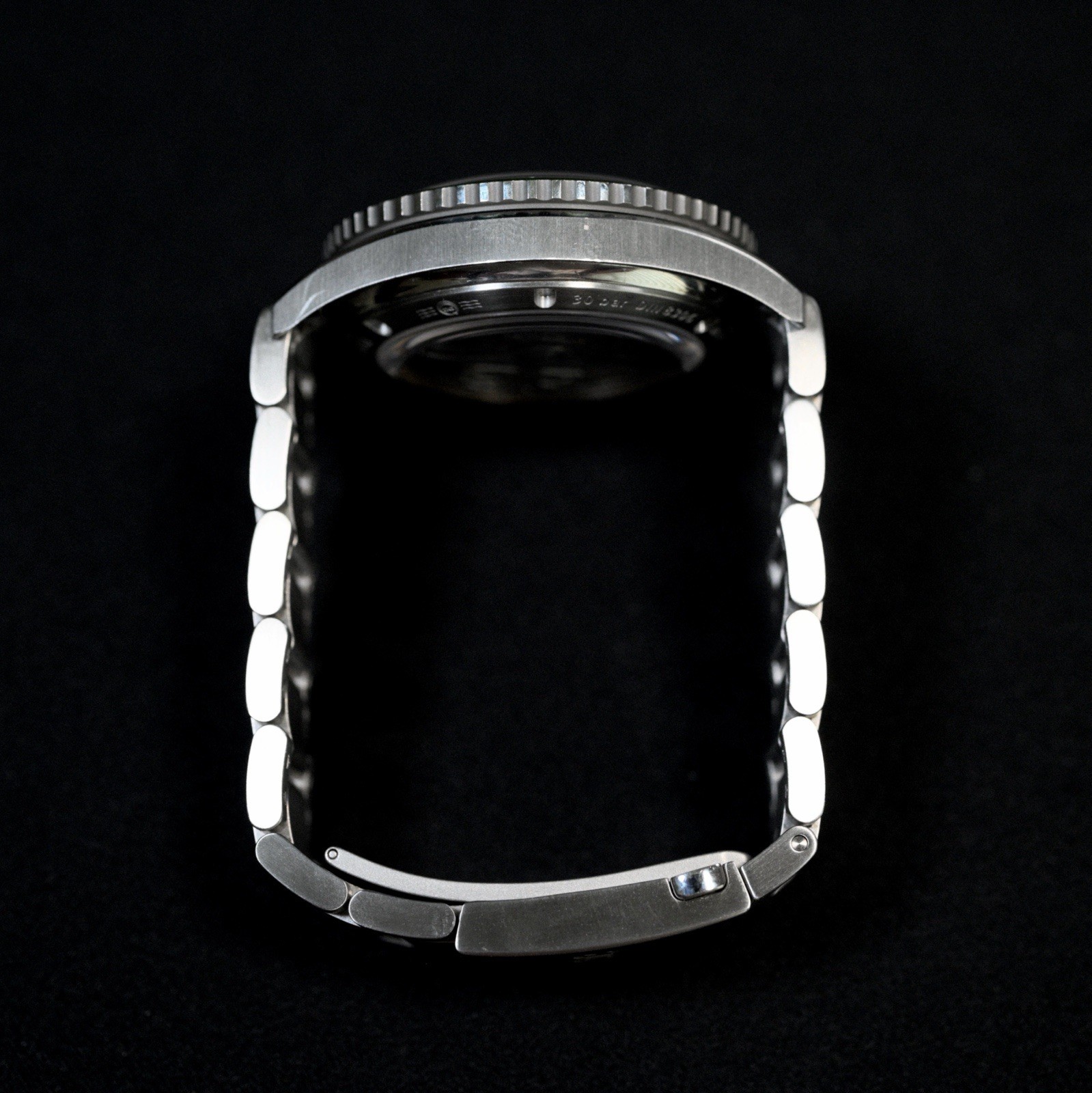 Glashutte Original SeaQ Panorama Date 43mm Watch – Reed Green – Brushed Bracelet