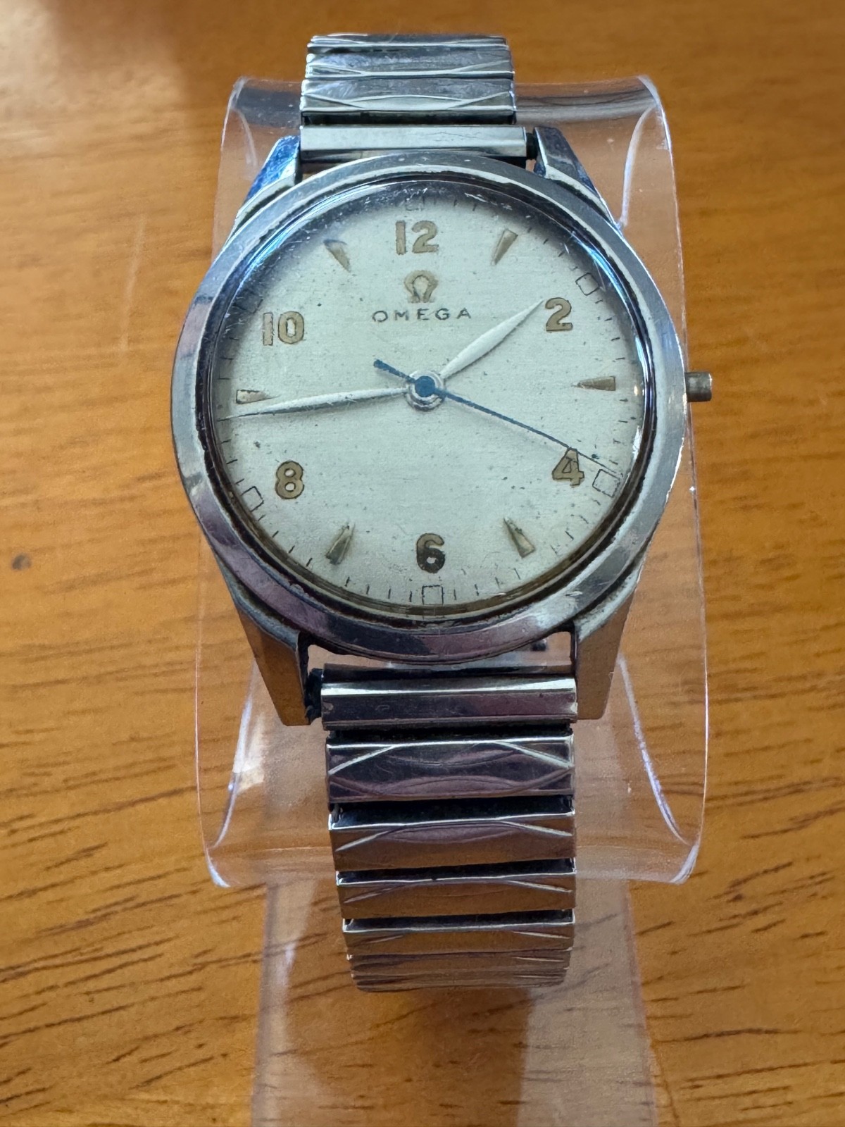 1947 VINTAGE OMEGA REF 2598 – CAL 370 – 33mm CASE – MECHANICAL -SS -WATCH-REPAIR