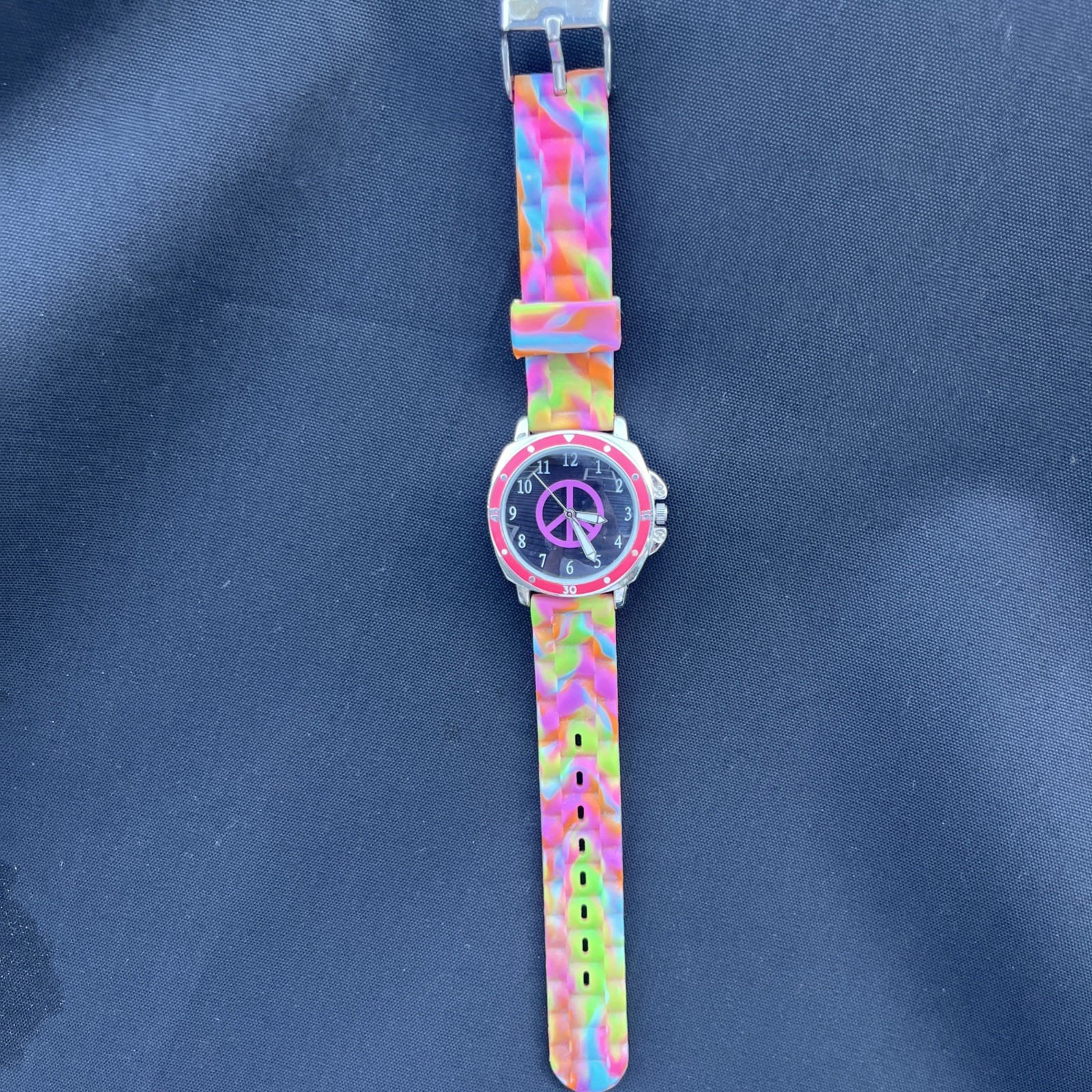 Rainbow PEACE SIGN WRISTWATCH- Needs Battery