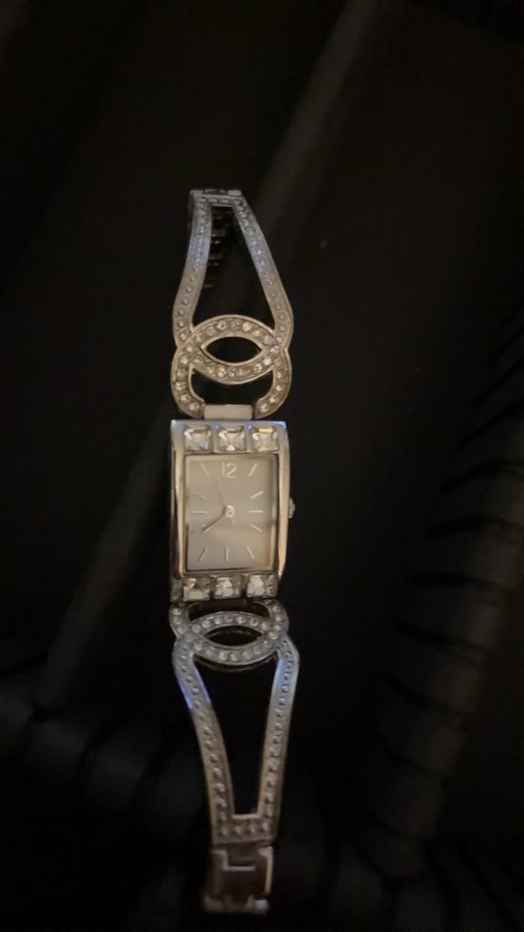 Vintage Women’s Silver-Tone Dress Watch with Rhinestone Accents