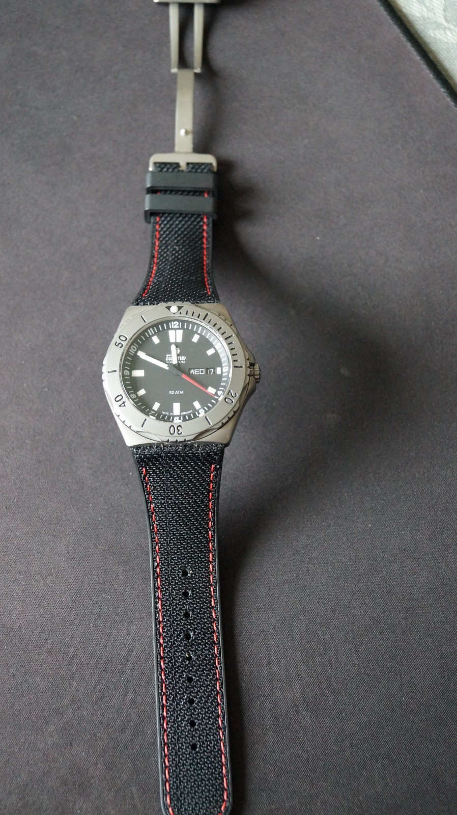 Tutima M2 Seven Seas 6151-01 Titanium black date day case 44mm 500m automatic