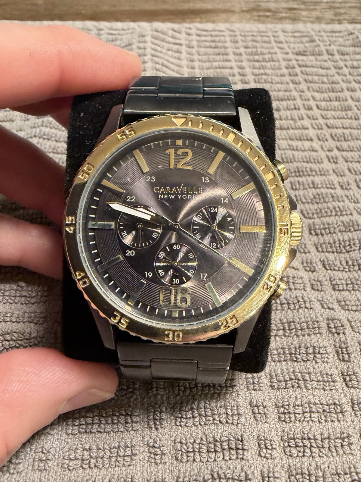 Caravelle New York (45A119) Chronicle Watch