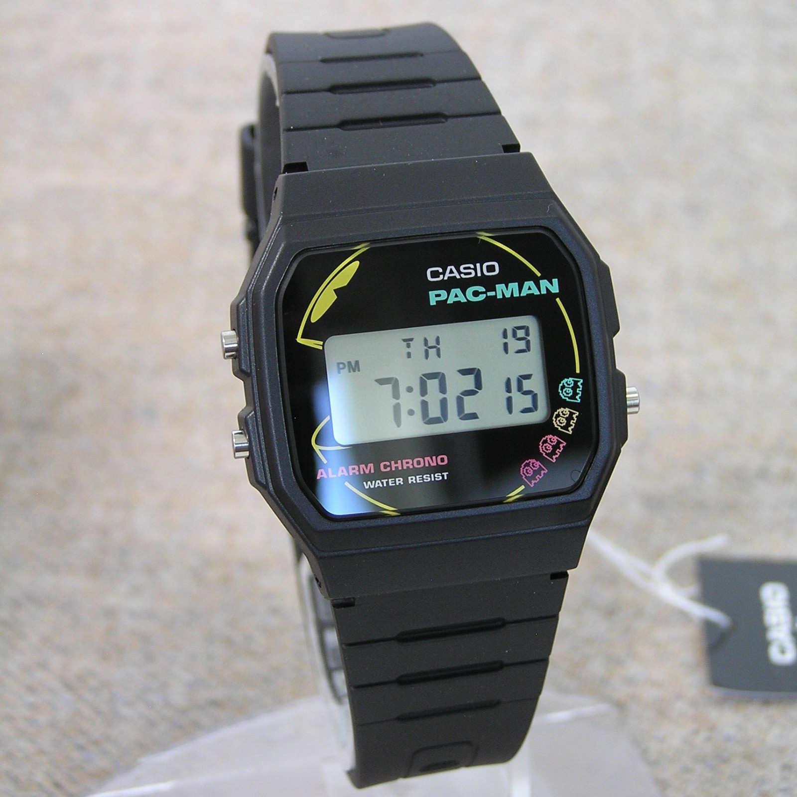 UK STOCK CASIO F-91WPC-1ADR Pac Man Limited Edition Bandai Japan Exclusive