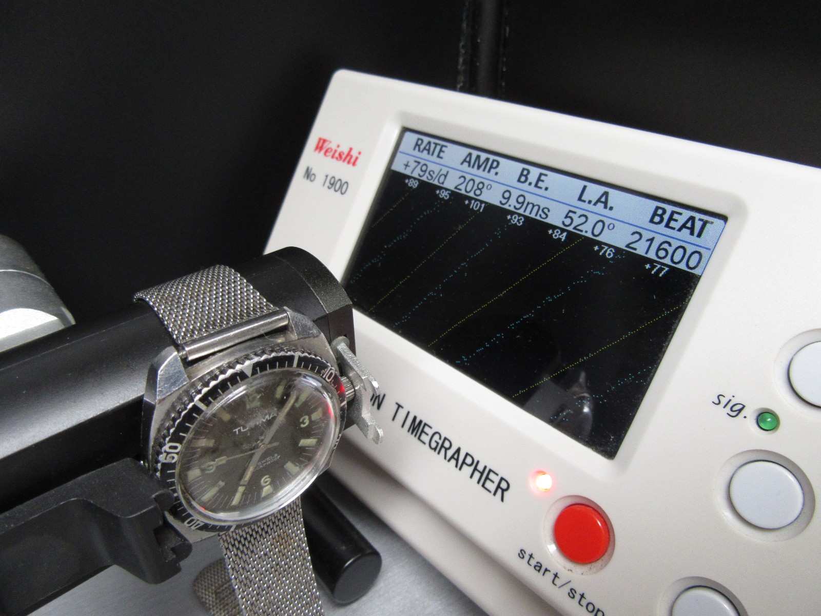 G773 Vintage TUTIMA Glashütte Diver Hand-Wind Watch