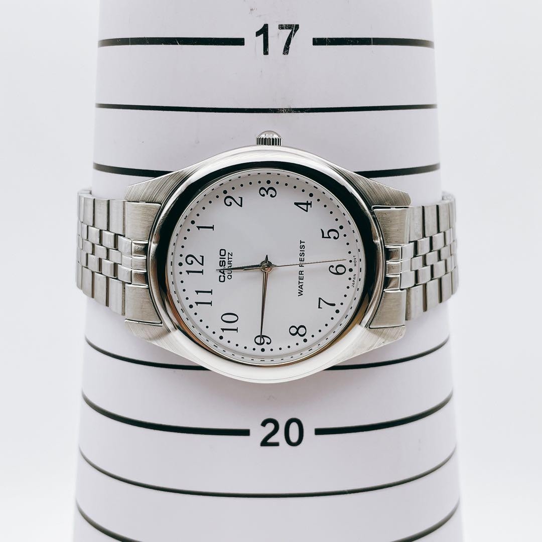 Working Casio Quartz Watch, Vintage Retro Men’s Analog Silver