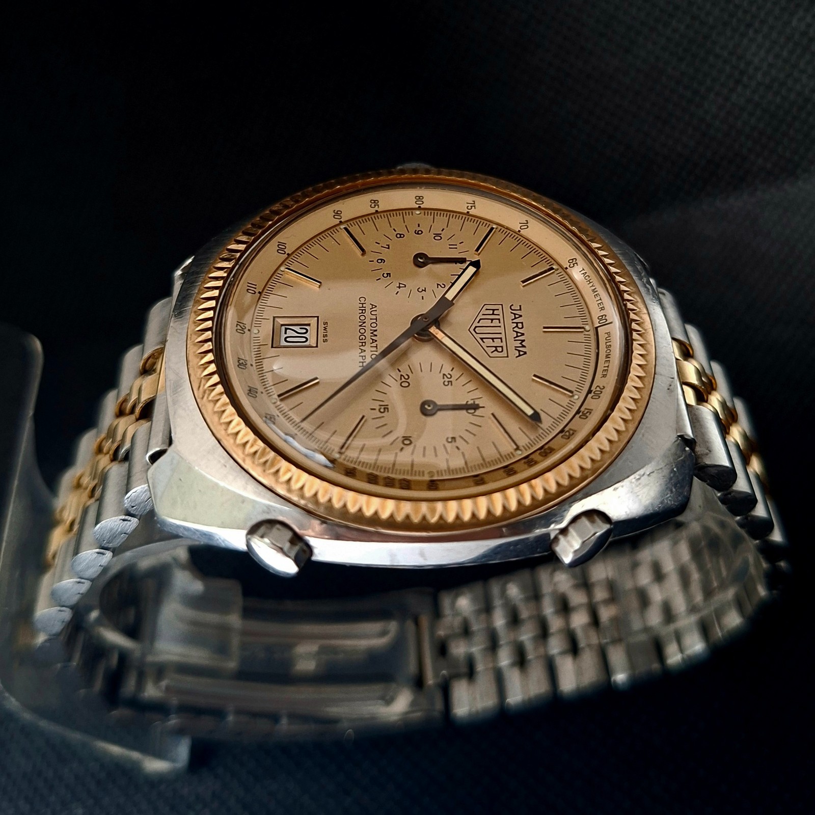Heuer Jarama ref.110.225 vintage 1978 automatic chronograph cal.12