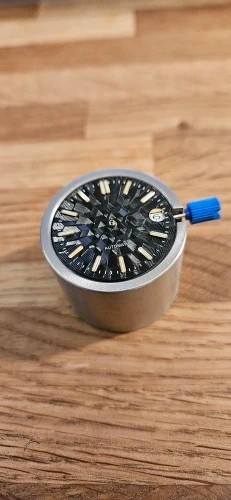 28.5mm Watch Dial Geometric Texture for NH35 Movement Green Luminous Face Parts
