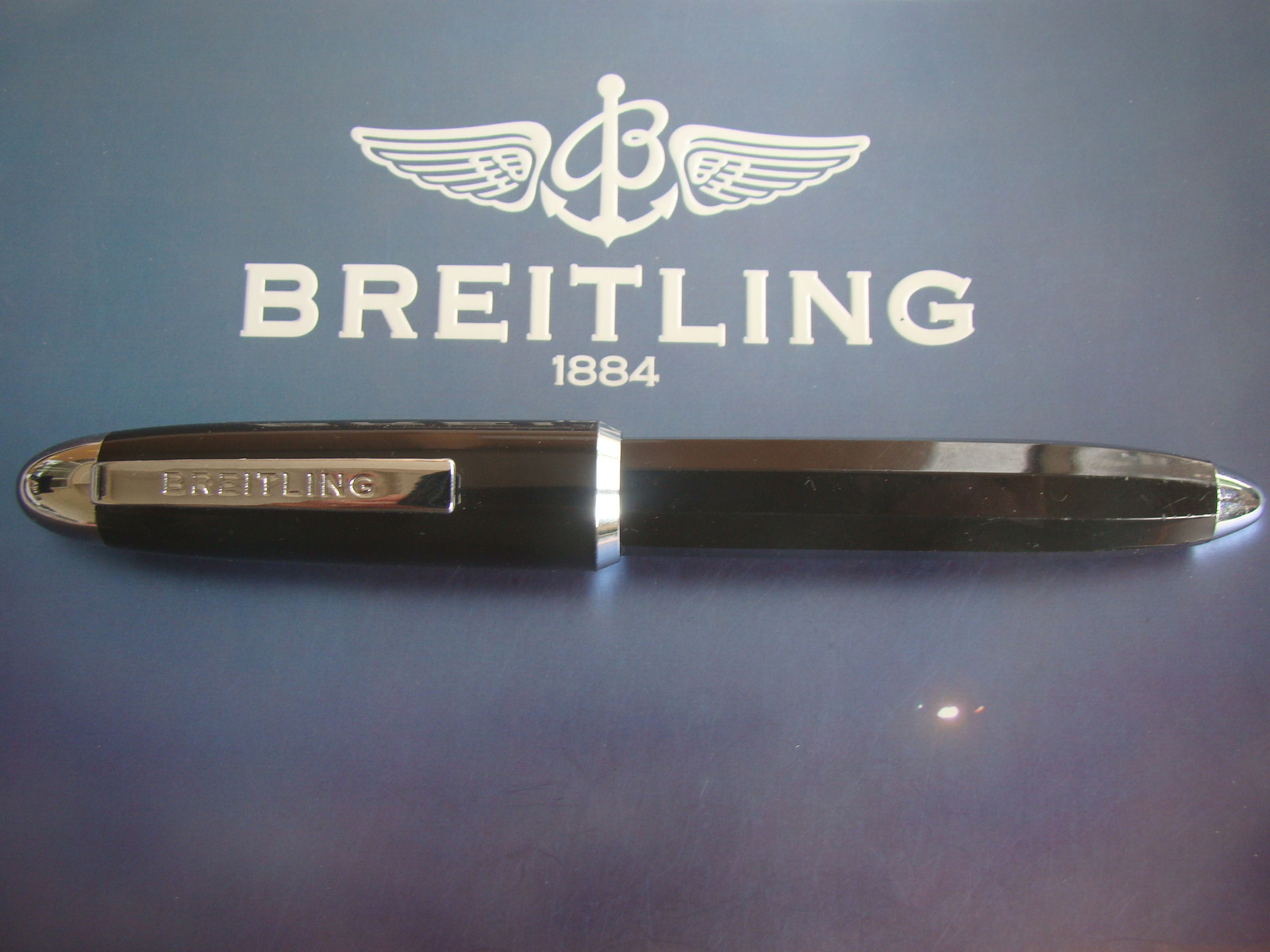 BREITLING FACTORY SPIFF BUYER’S BONUS PEN W/ BLACK METAL STORAGE CASE ACCESSORY