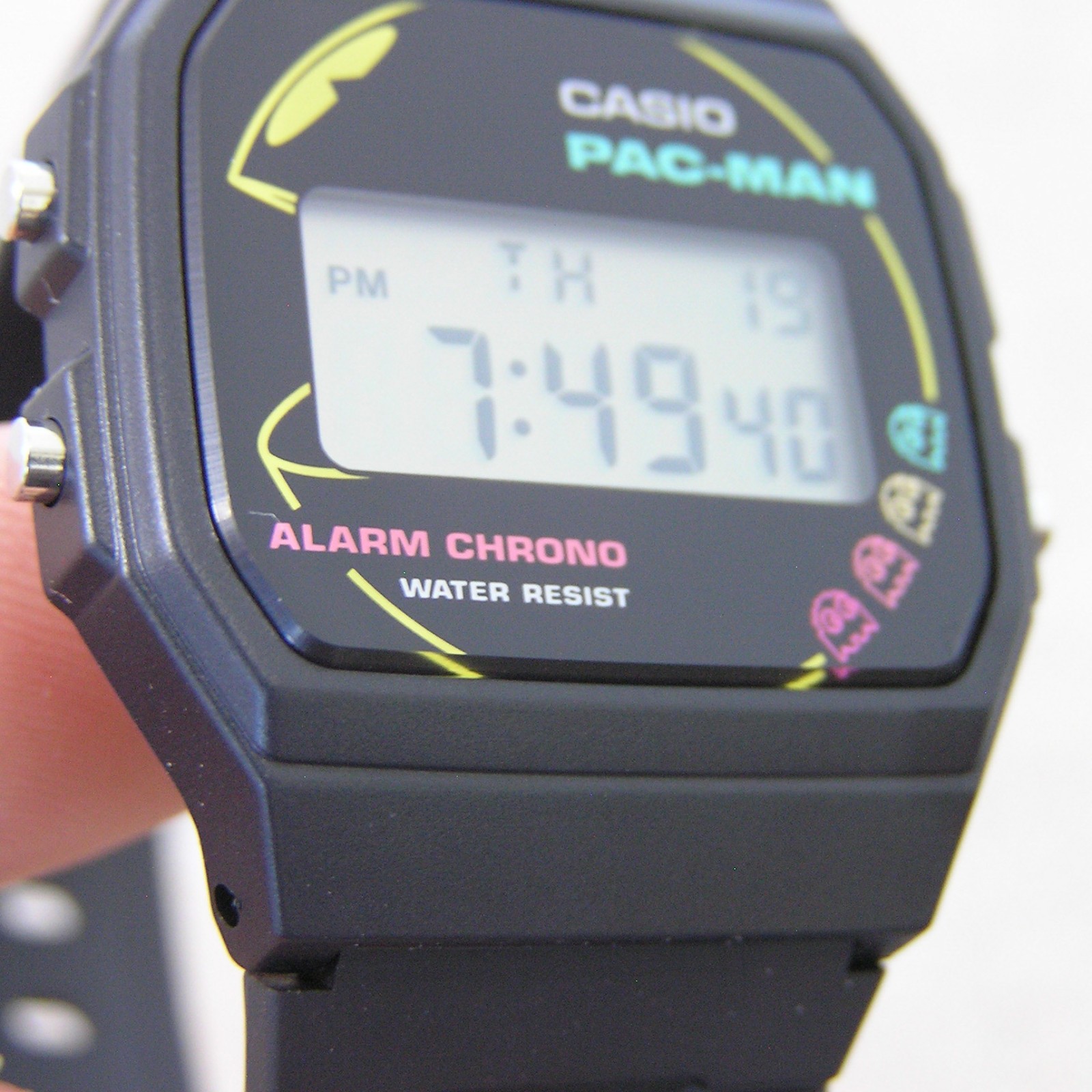 UK STOCK CASIO F-91WPC-1ADR Pac Man Limited Edition Bandai Japan Exclusive