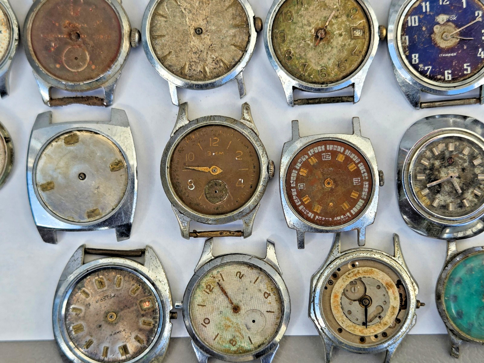 Lot of 75 Russian Watches Vostok Pobeda Mayak Zim etc Not working for parts Read