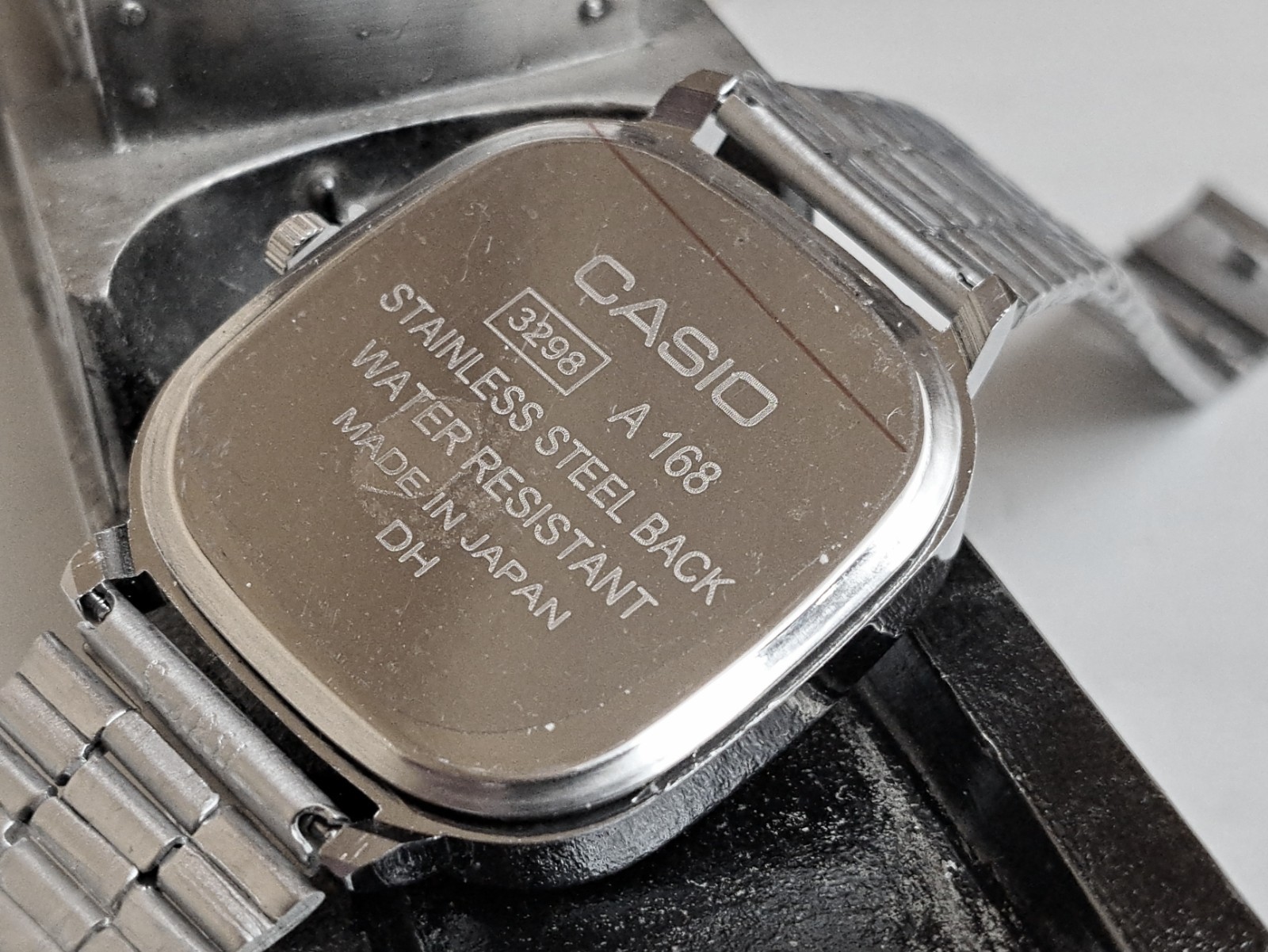 Casio Old Money Classic LTP-E117 quartz wristwatch – new