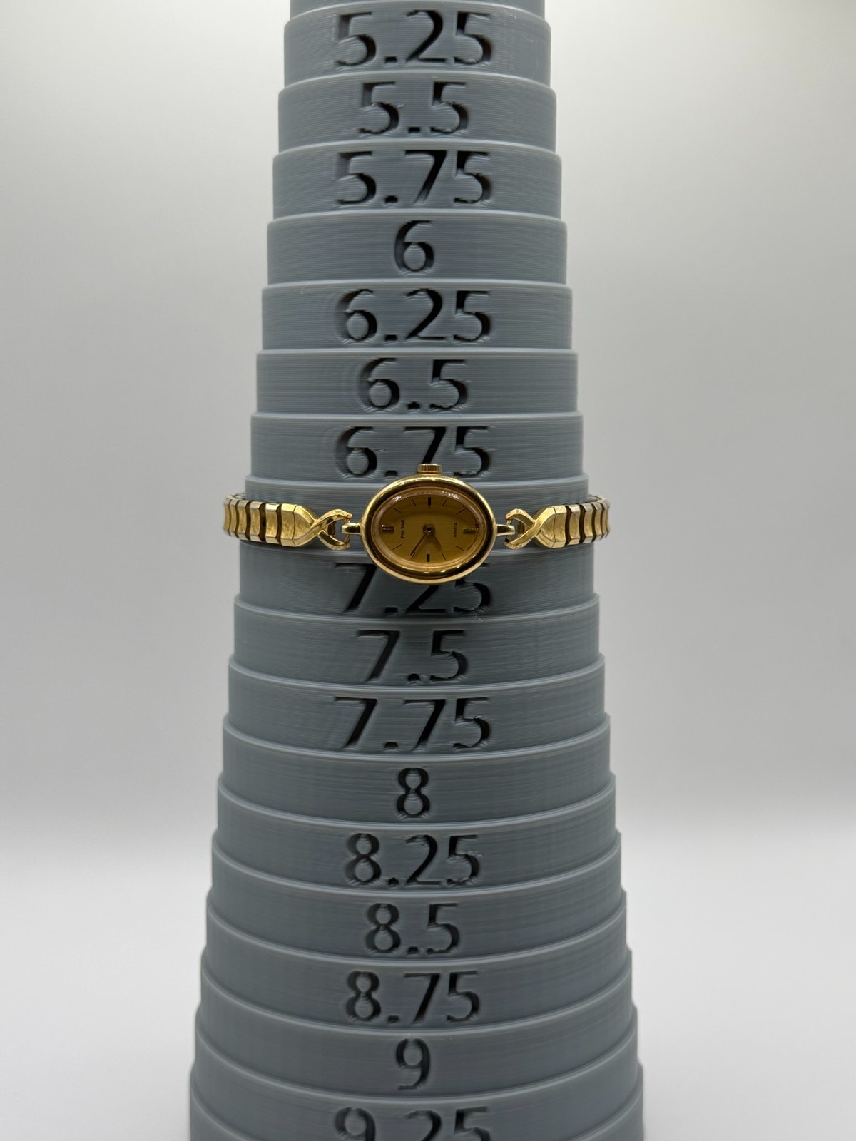 Vintage Pulsar V810-0520 Women’s Cocktail Watch Gold Tone Oval