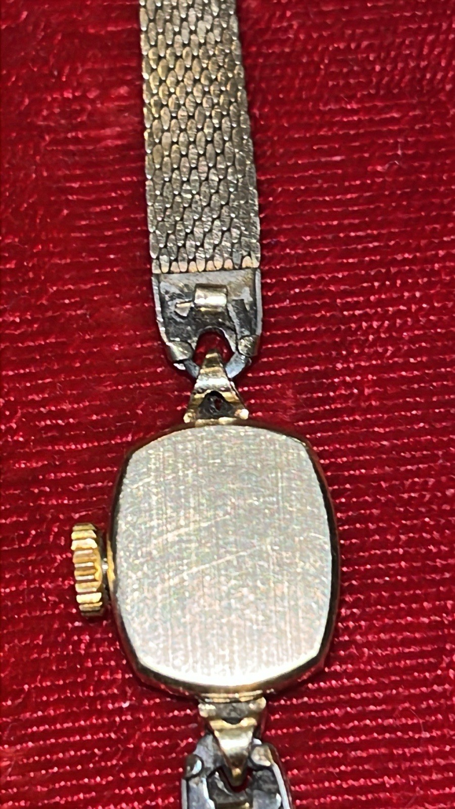 Vintage 1960’s OMEGA 14K Yellow Gold Case Mechanical Wind 17 Jewels Runs Well!
