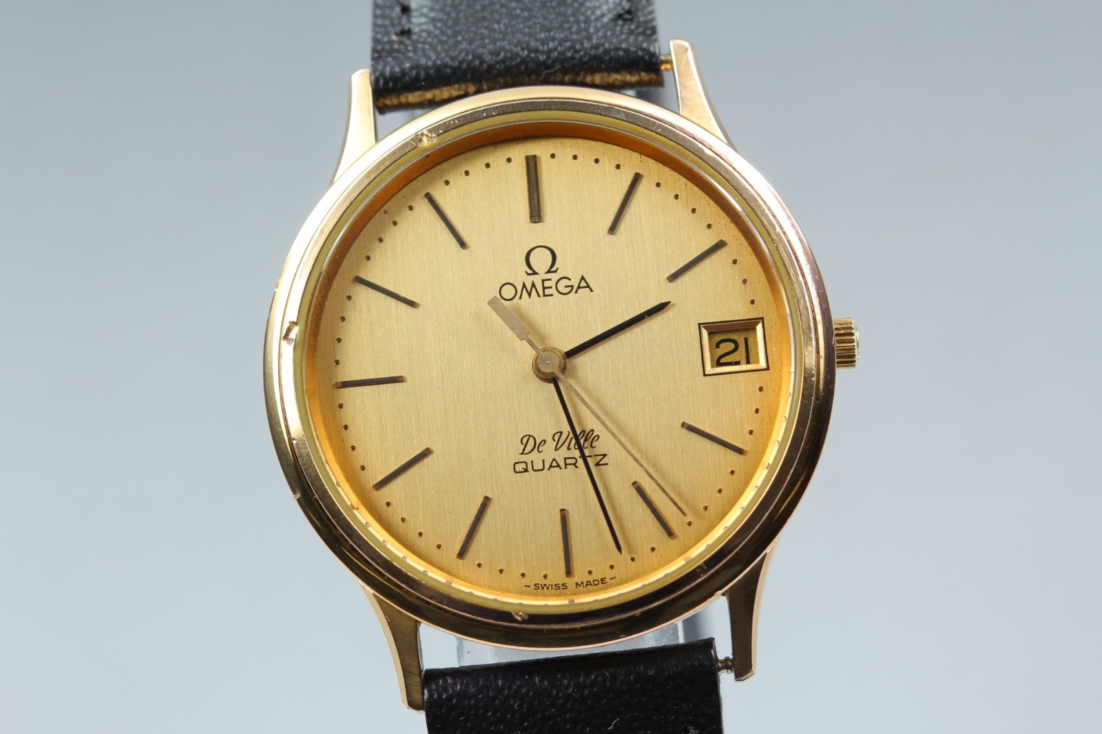 Vintage “As Is” Omega De Ville Cal.1332 Push Crown Gold Quartz Men’s Watch JAPAN