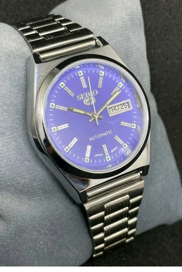 Automatic Seiko Refurbished Purple Dial Day / Date Men’s Wrist Watch Japanese