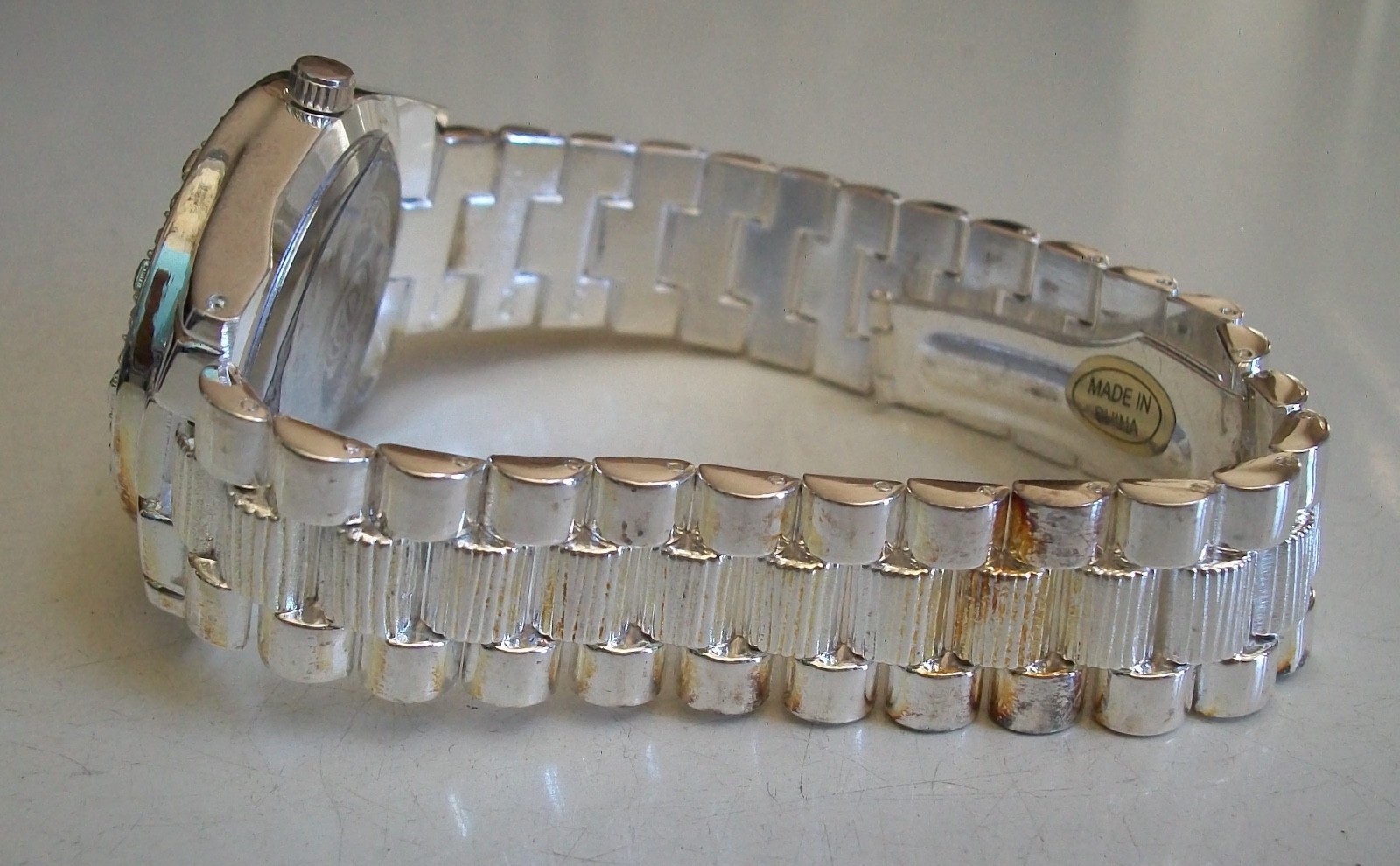Men’s silver finish fashion dressy casual watch up to 9.5 inches wrist