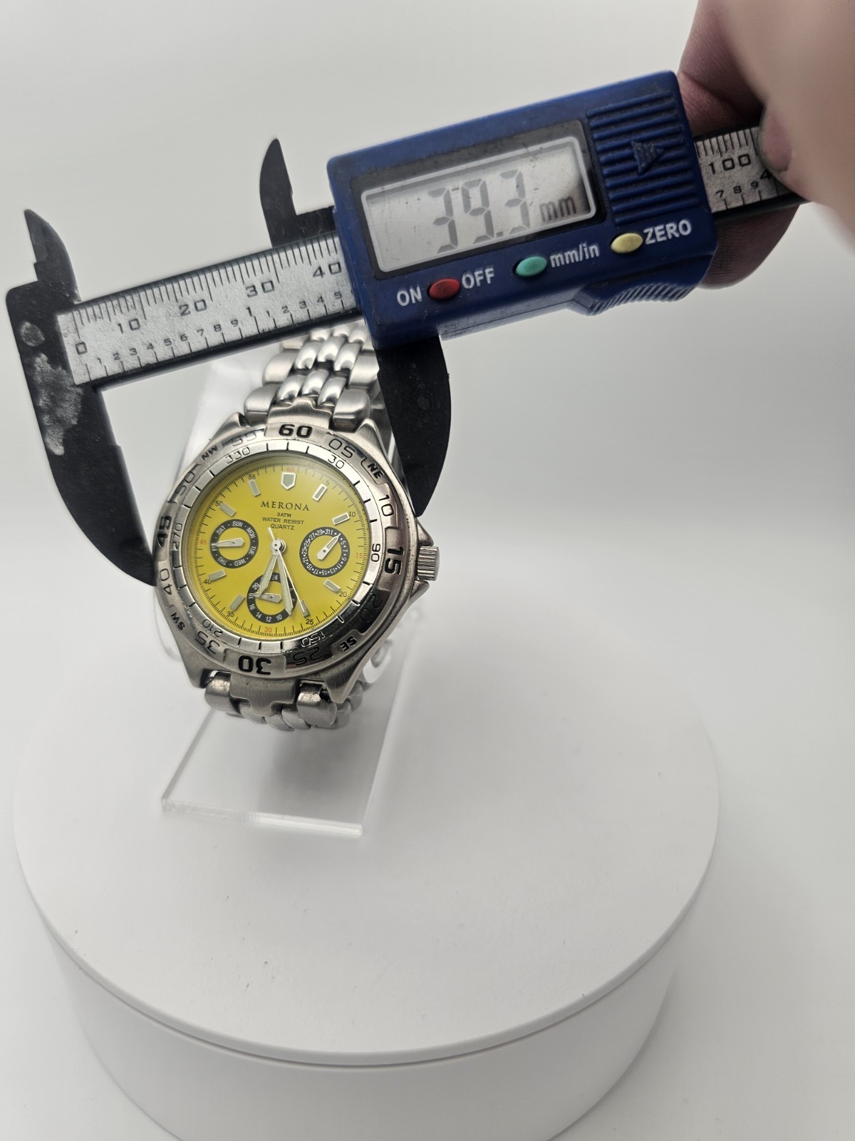 Merona Women’s Quartz Analog 39.3mm Yellow Dial Silver Bracelet 30m