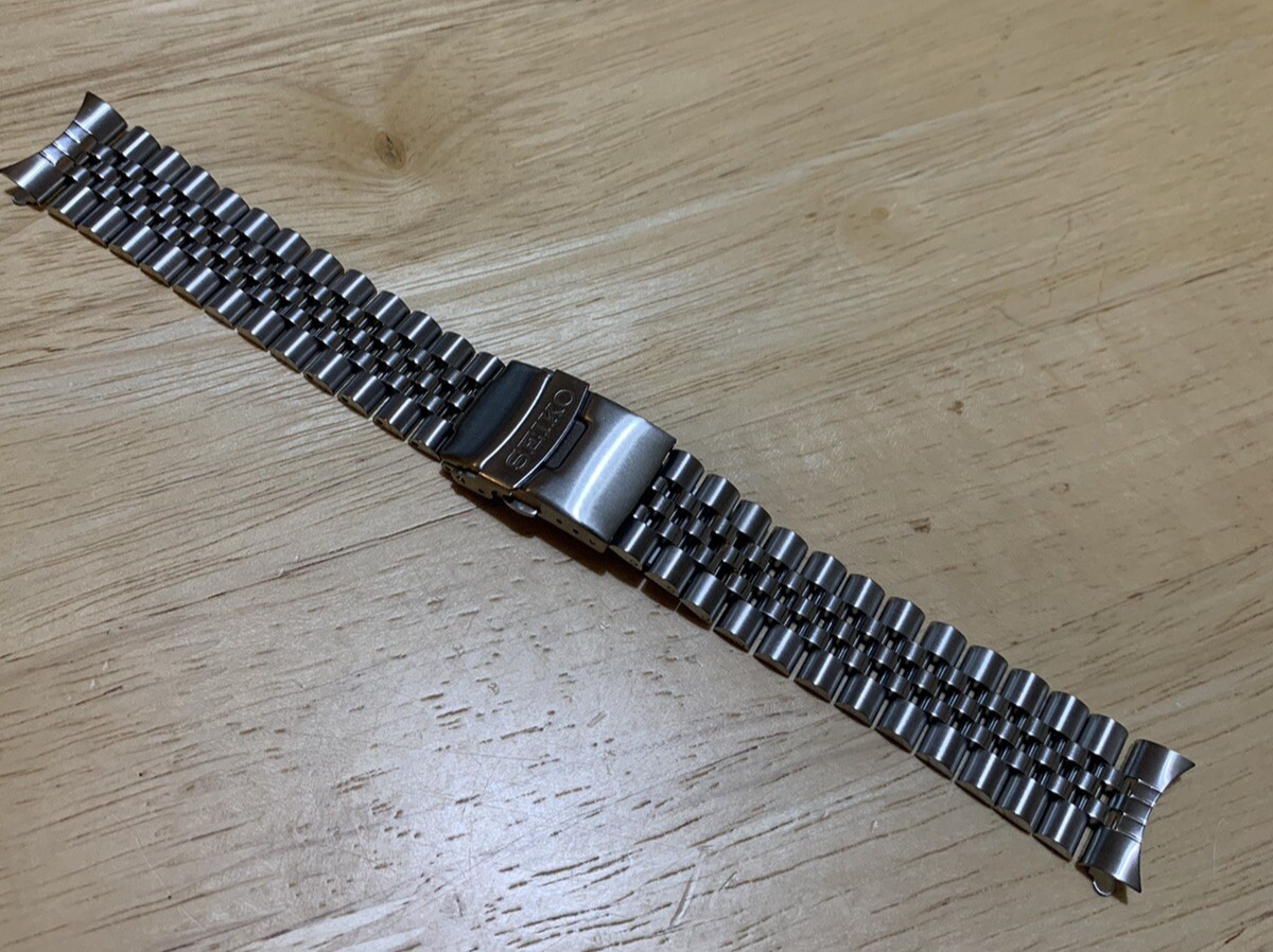 SEIKO 20mm jubilee style watch Bracelet Stainless steel with curved connectors