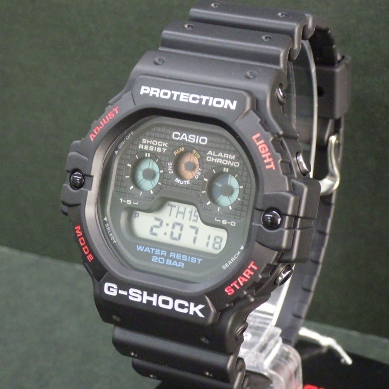 New CASIO G SHOCK DW 5900U 1JF 10 Year Battery Digital Shock Resistant 20 ATM Wa
