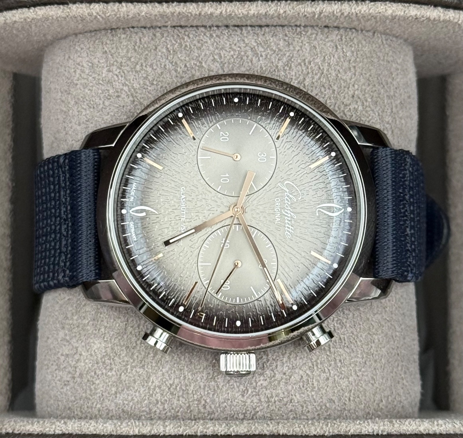Glashütte Original Sixties Chronograph 1-39-34-06-22-04 42mm Stainless 2025
