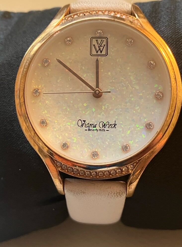 3 unisex, wrist watches preowned each will need a battery. Buyer is buying three