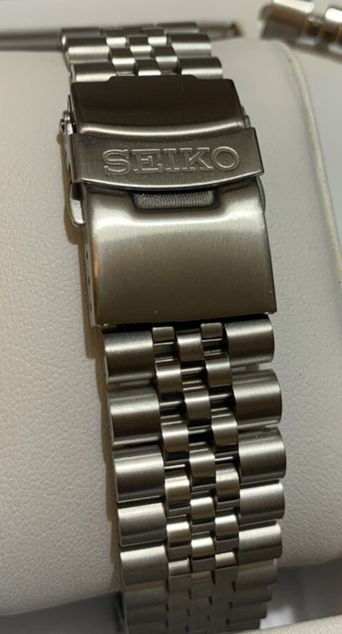 SEIKO 20mm jubilee style watch Bracelet Stainless steel with curved connectors