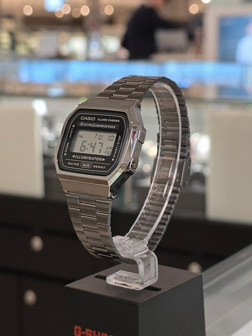 Casio A168WGG-1ADF Vintage Gunmetal Digital Watch EL Backlight 7-Year