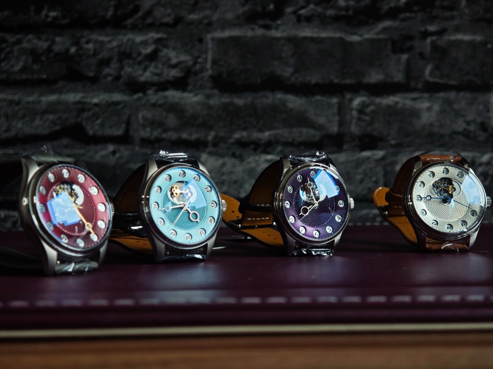 OLTO-8 Chrono Gate Jumping 24-Hour Dial Vintage Inspired, EU Warehouse