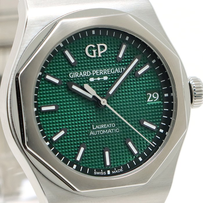 GIRARD PERREGAUX Laureato 42mm 81010-11-3153-1CM Box/Paper
