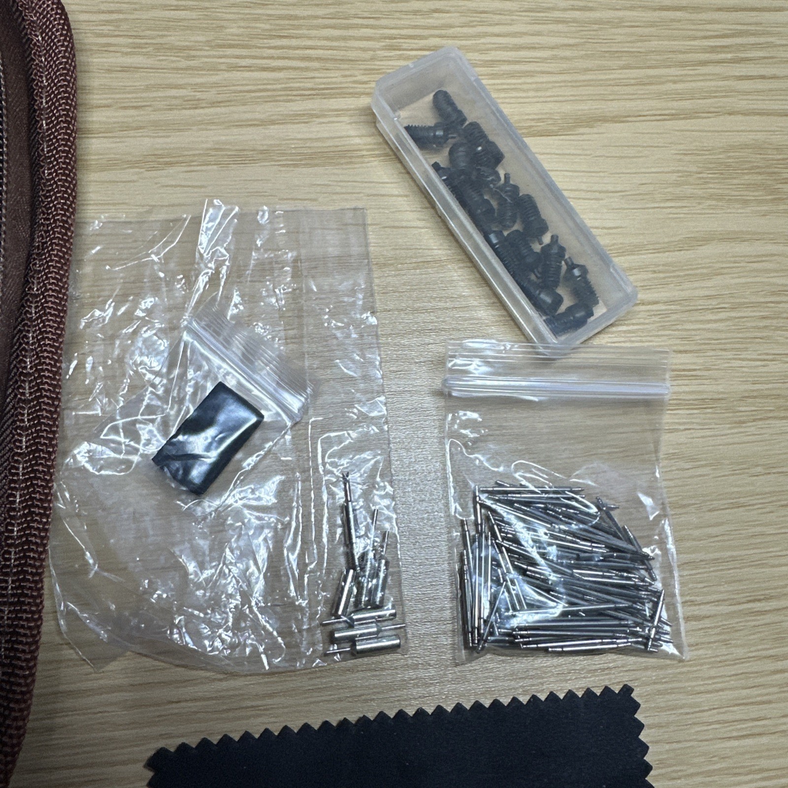 Watch Repair Kit, Watch Link Removal Tool, Watch Battery Replacement Tool, Watch