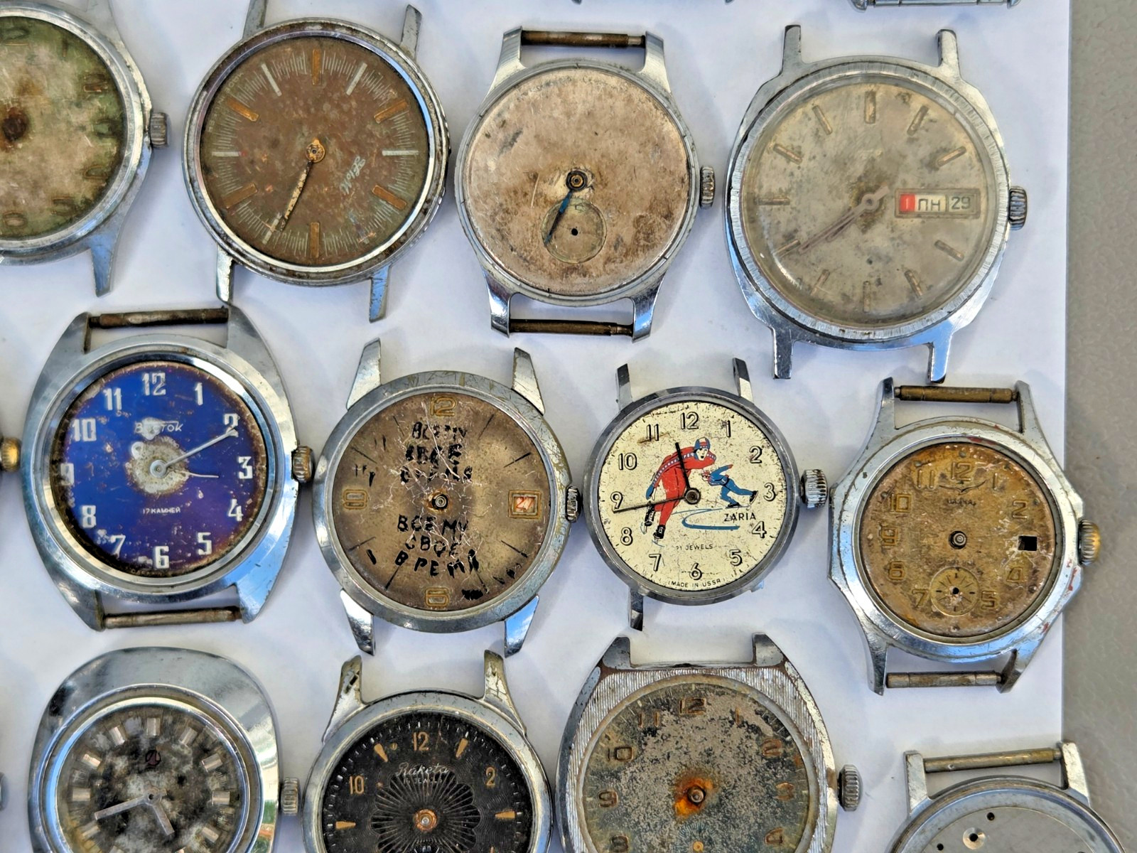 Lot of 75 Russian Watches Vostok Pobeda Mayak Zim etc Not working for parts Read