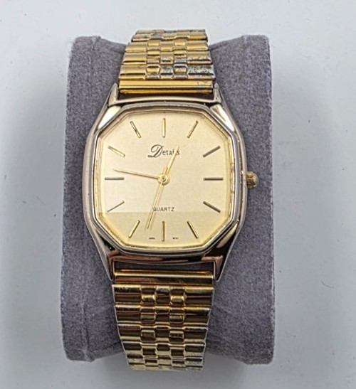 Vintage 90s Details Gold Watch DTL215 Seiko PC21 – New Battery Works!