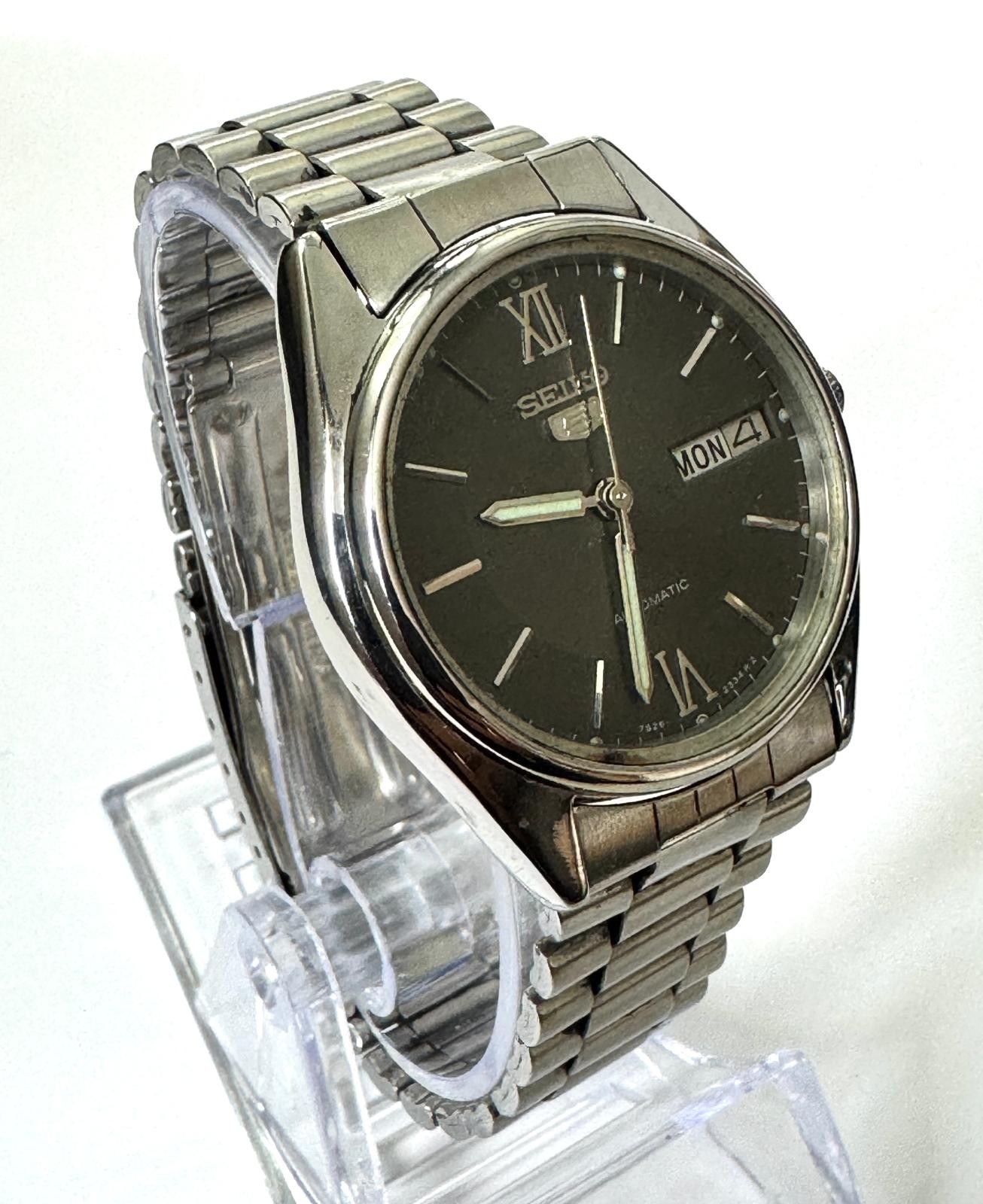 Vintage Seiko 5 Pre-Owned Automatic Men’s Watch Day/Date