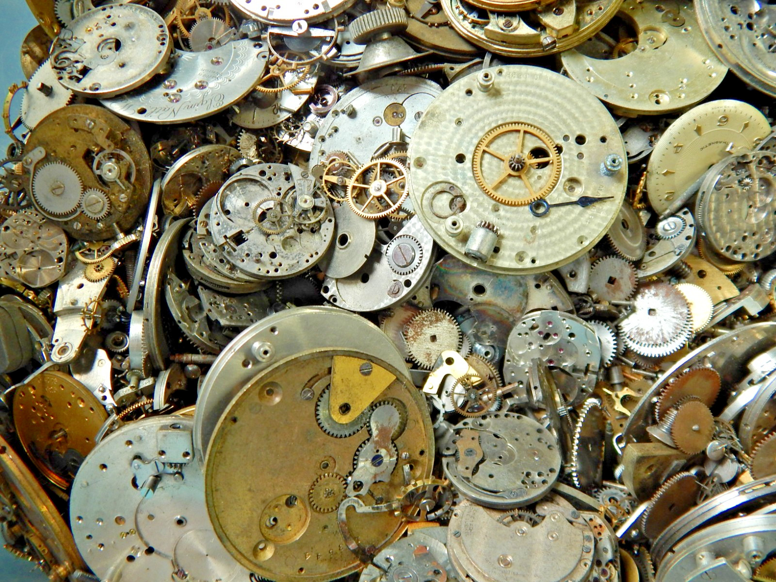 Lot of 1 Lbs. of Watch Parts Gears, Plates, and More for repair Steampunk art