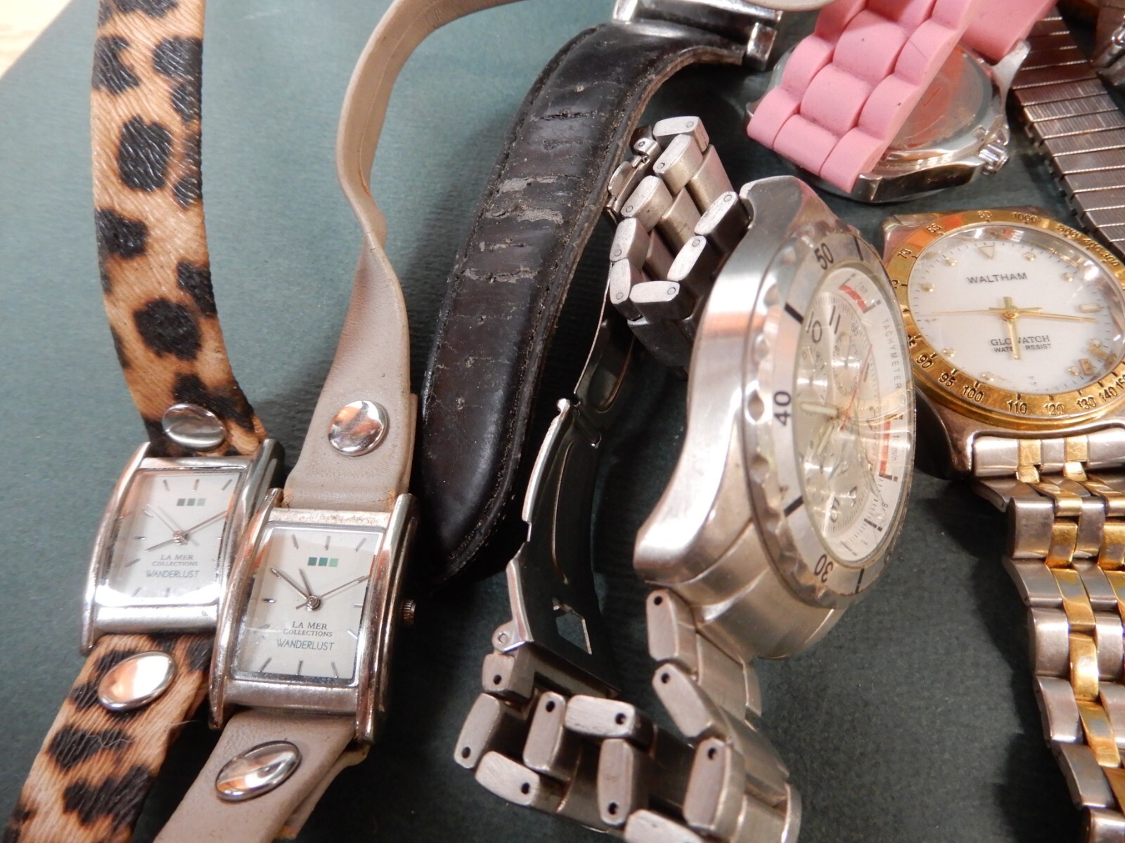 Over 4 Pounds Men’s & Women’s Fashion Watches Shown Sold As Is For Parts/Repair