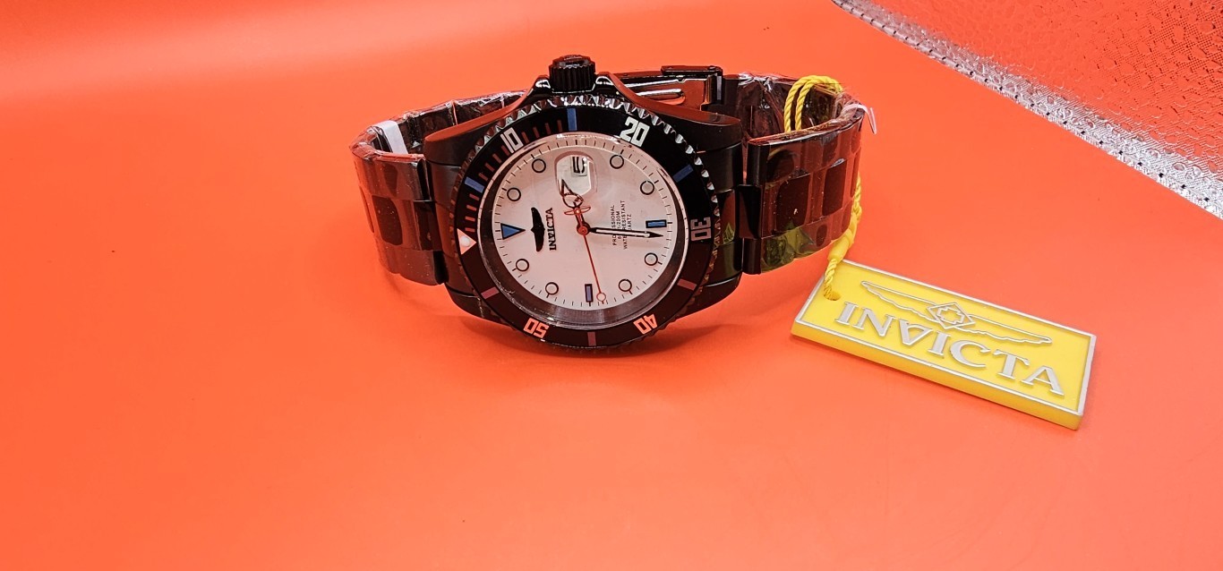 50530 – Invicta Pro Diver Harborshift Men’s Watch – 42mm, Black (50530)