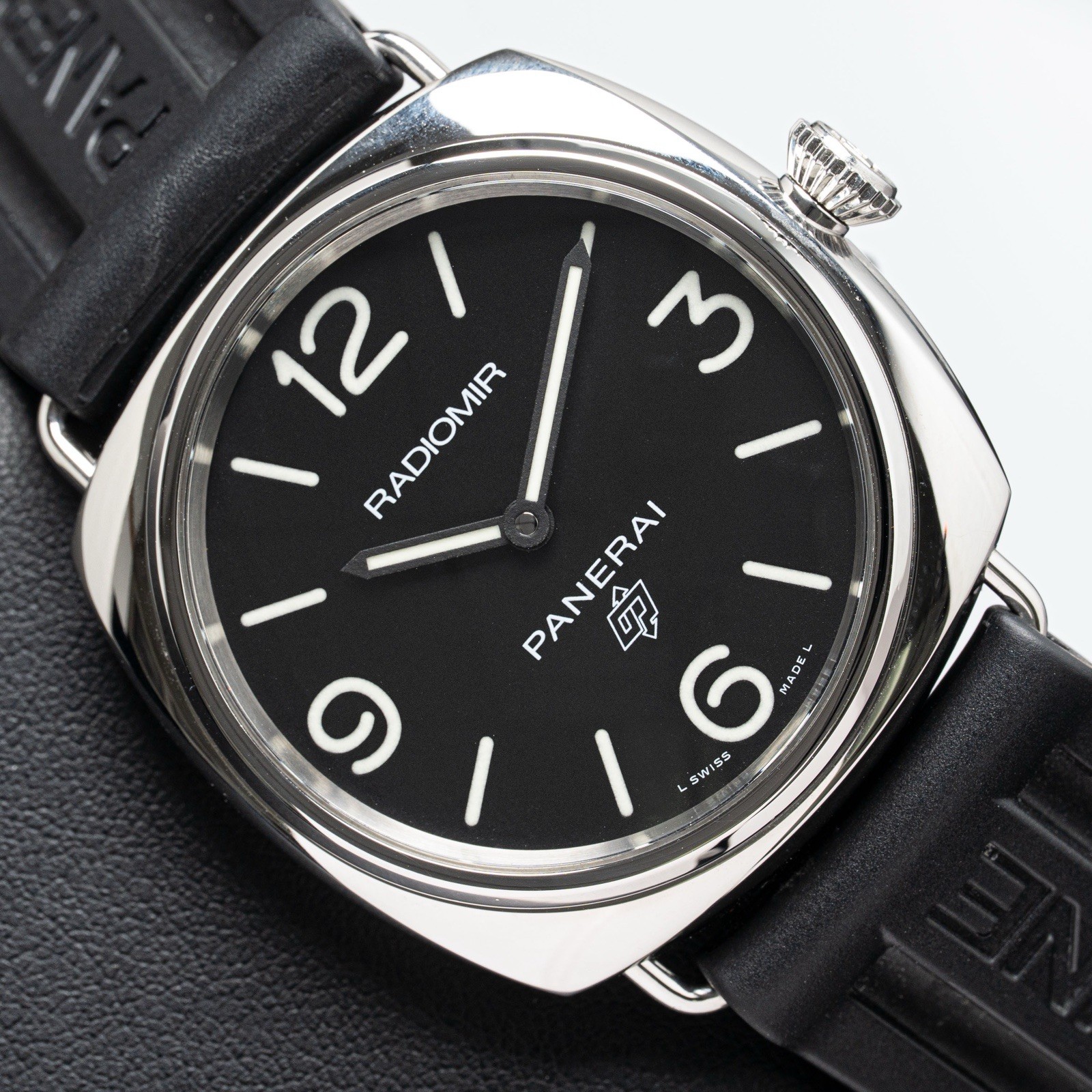 Panerai Radiomir Men’s Black Watch – PAM00753
