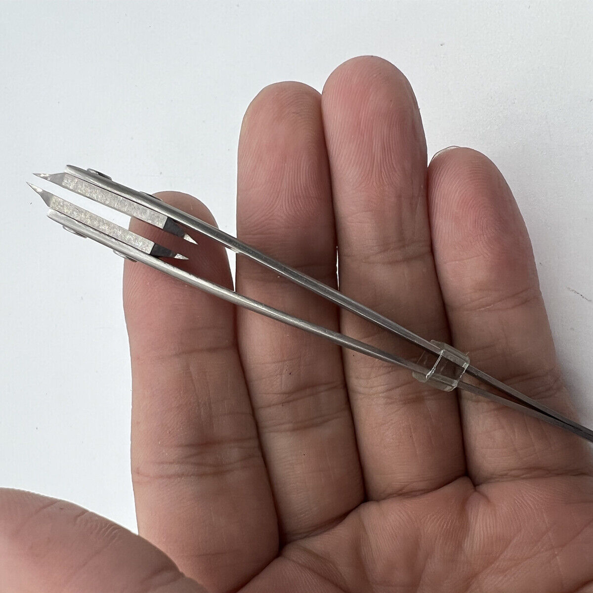 China Made Spring Bar Tweezer Lug Removal Fitting Tool Replace By Bergeon 7825