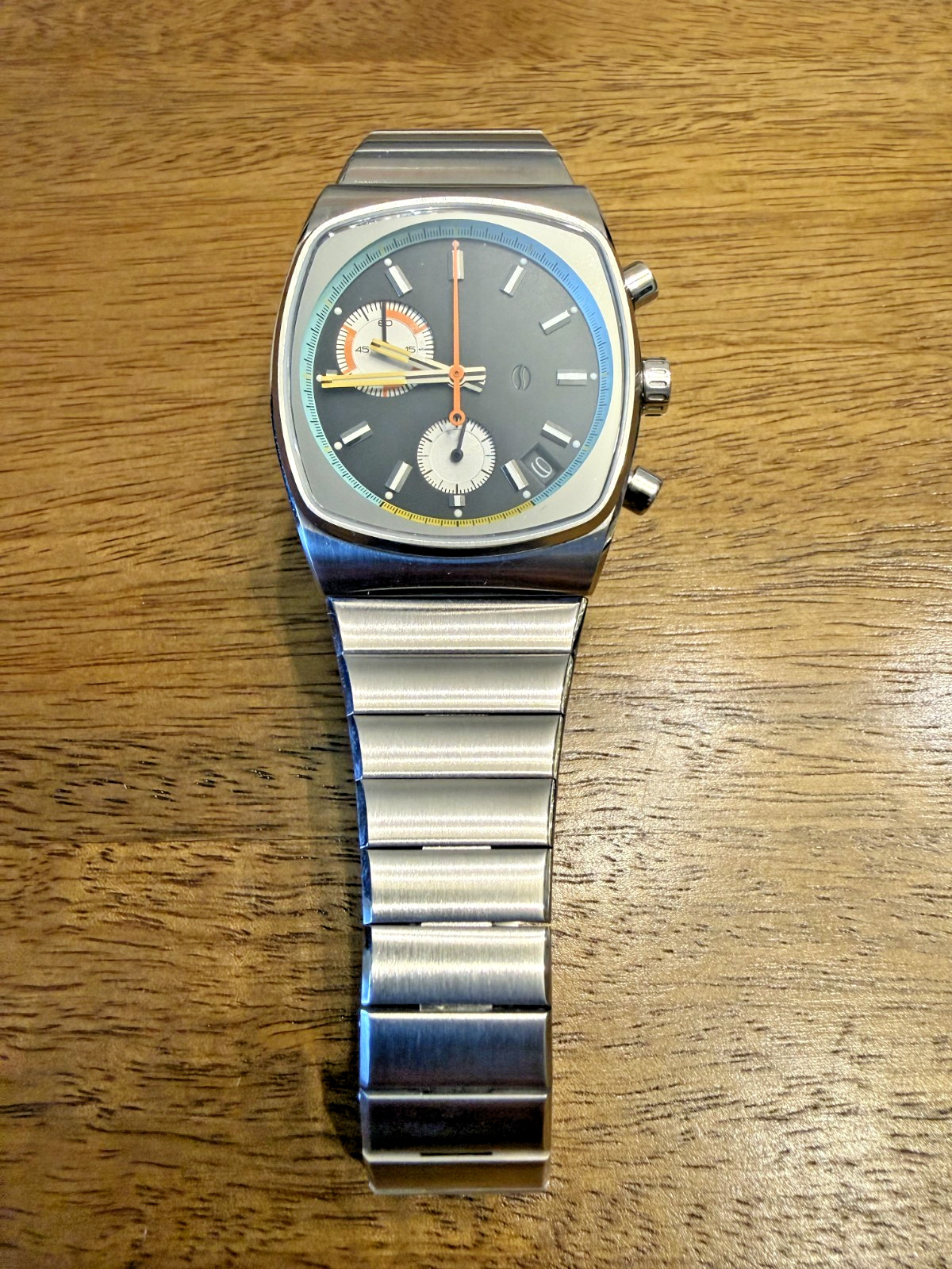 Brew Metric Retro Dial Chronograph 36mm Meca-Quartz Full Kit Box Sapphire