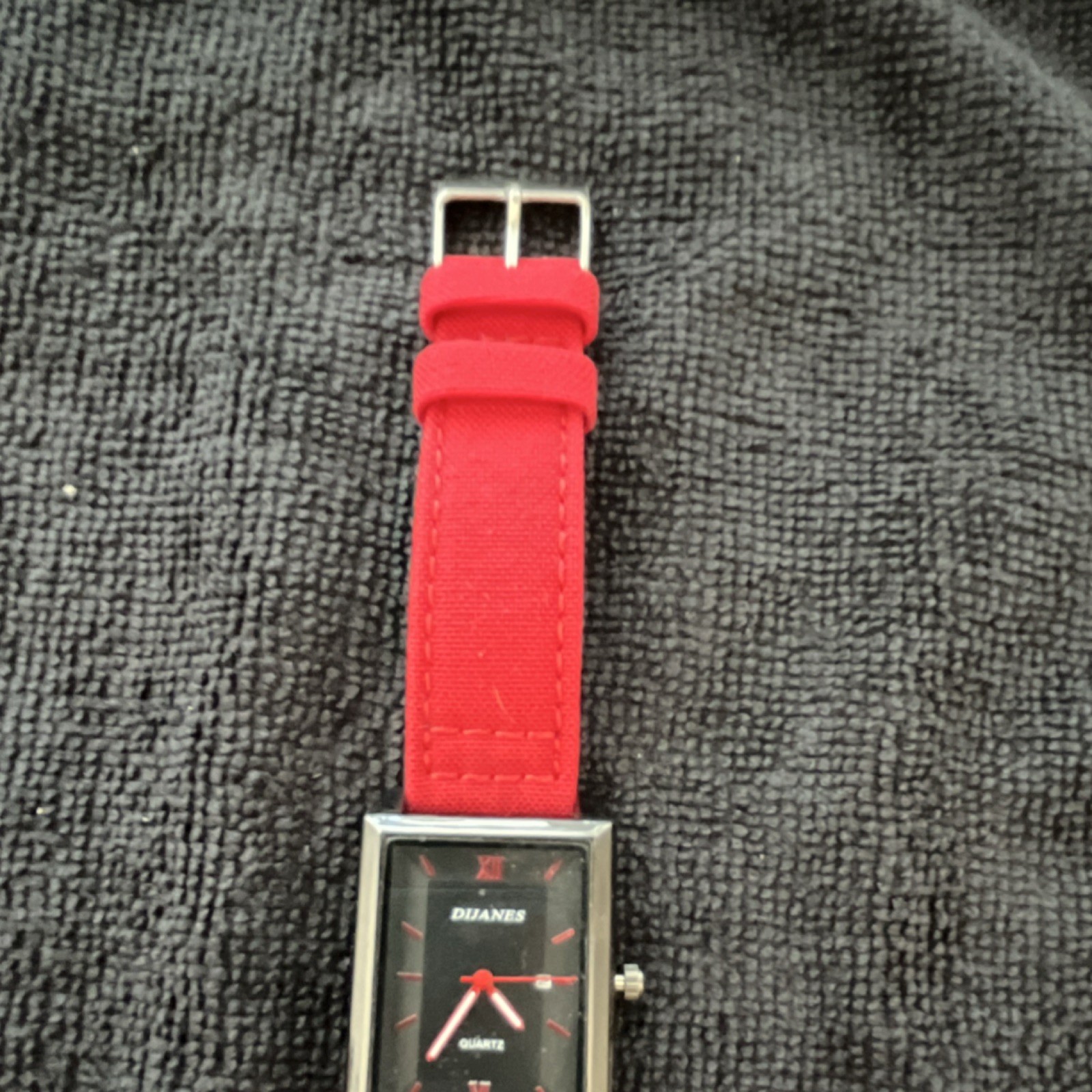 DIJANES Quartz Analog Rectangle Watch Black Dial Red Faux Leather Strap